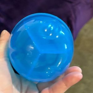 2 formula containers like new and 1 baby bullet system never used like new